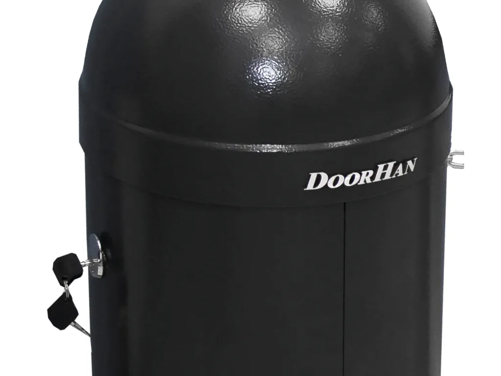 Steel cover with lock