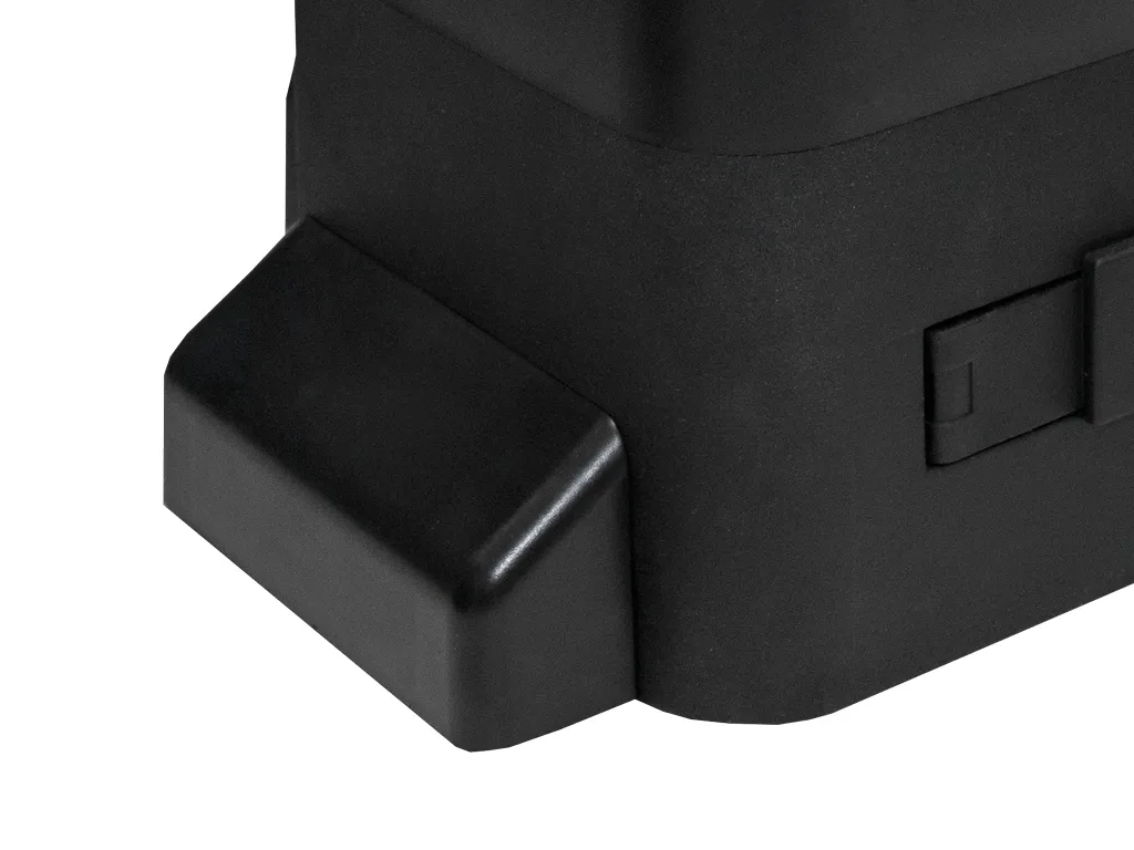 Secure fastening to mounting base