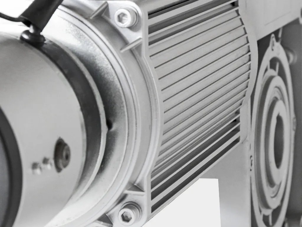 Metal case heatsinks