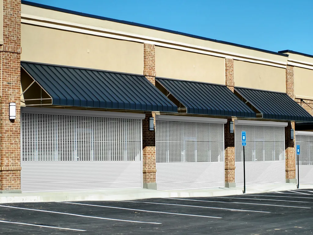 Street and garage roller shutters made of single-wall extruded profile RHE84M / RHE84GM